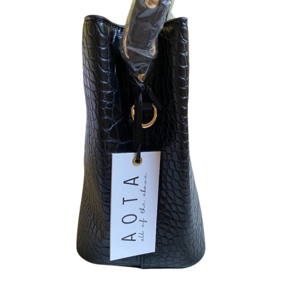 New Aota Elena Vegan Leather Croc Embossed Crossbody Bucket Bag Black - Picture 7 of 12